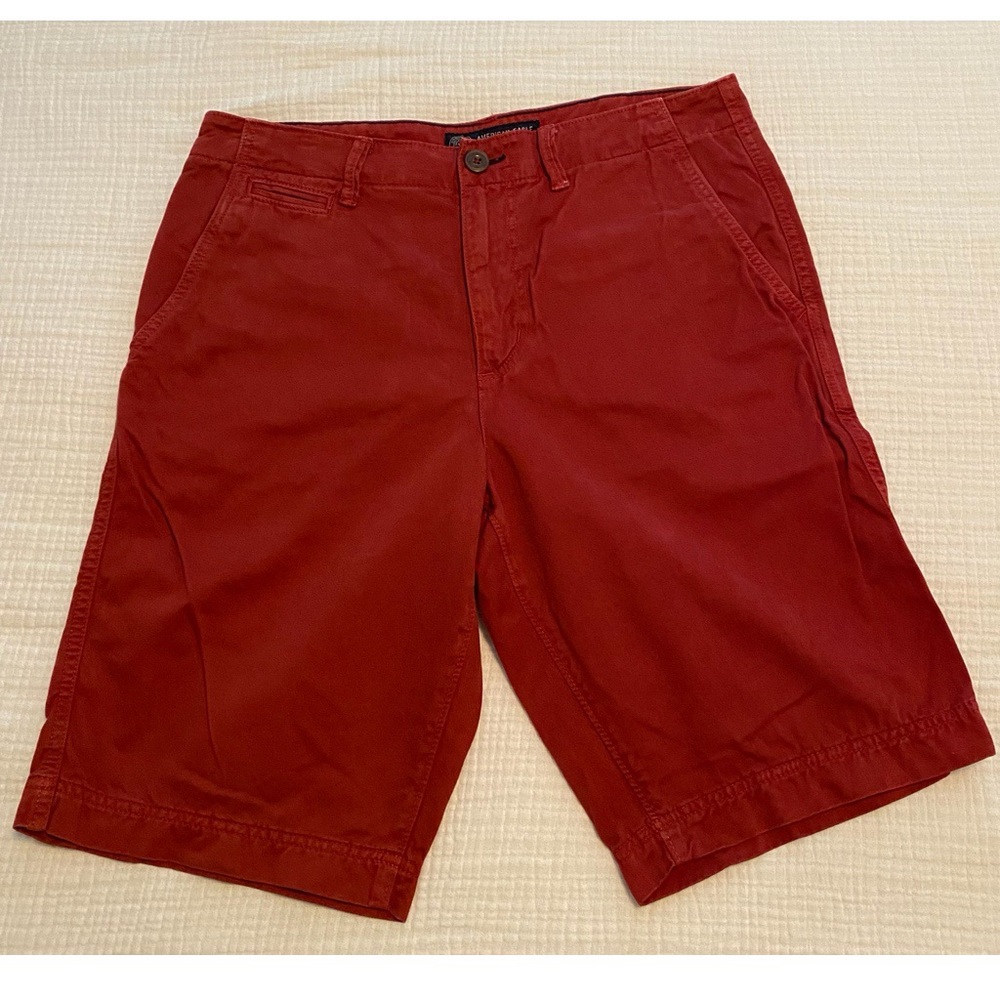 AMERICAN EAGLE OUTFITTERS Men’s Longer Length Red Flat Front Shorts SIZE 32